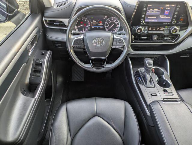 used 2020 Toyota Highlander car, priced at $29,431