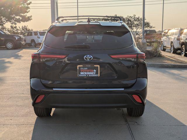 used 2020 Toyota Highlander car, priced at $29,431