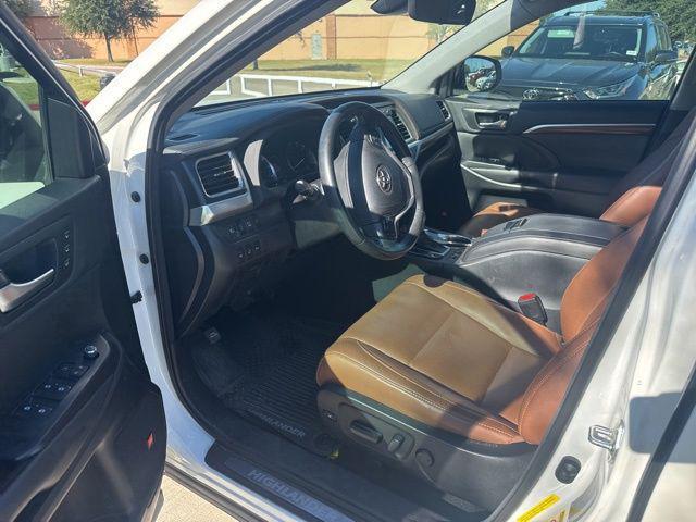 used 2018 Toyota Highlander car, priced at $28,907