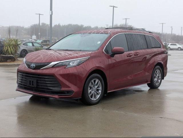 used 2024 Toyota Sienna car, priced at $37,354