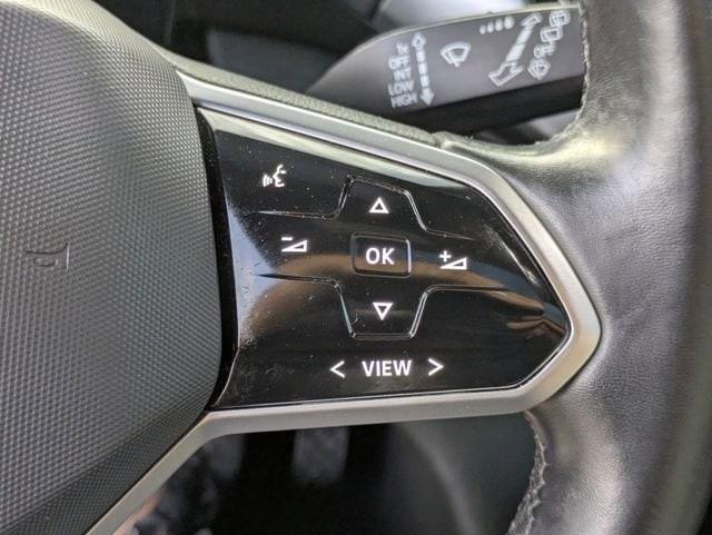 used 2022 Volkswagen ID.4 car, priced at $25,176