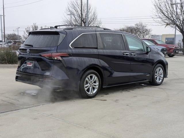 used 2021 Toyota Sienna car, priced at $39,361