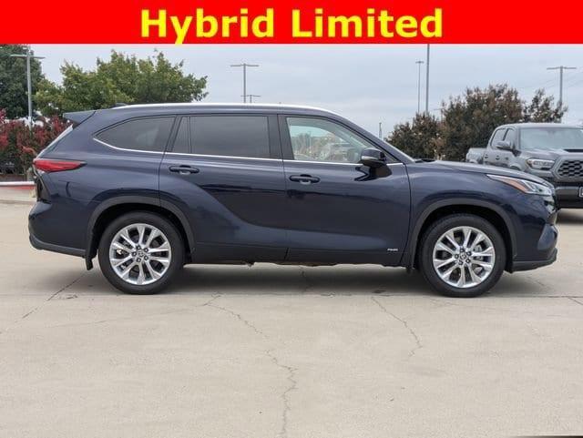 used 2023 Toyota Highlander Hybrid car, priced at $44,101