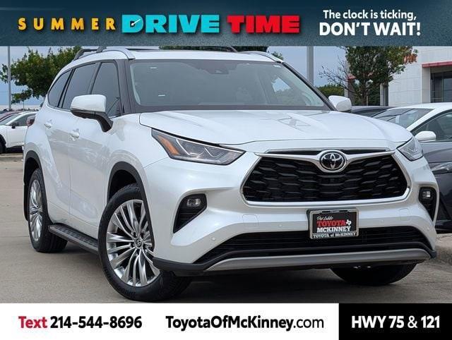 new 2025 Toyota Highlander Hybrid car, priced at $57,830