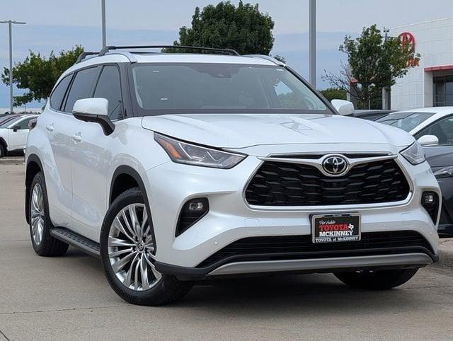 new 2025 Toyota Highlander Hybrid car, priced at $57,830