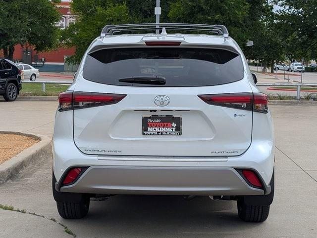 new 2025 Toyota Highlander Hybrid car, priced at $57,830