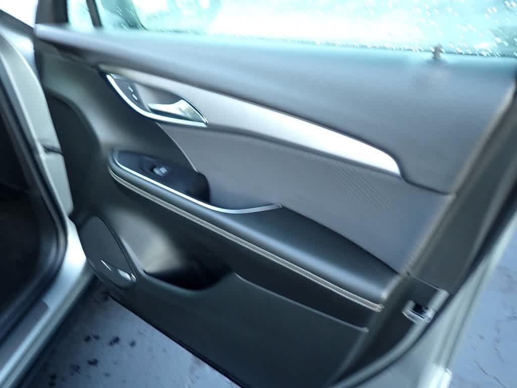 used 2025 Buick Envision car, priced at $36,490