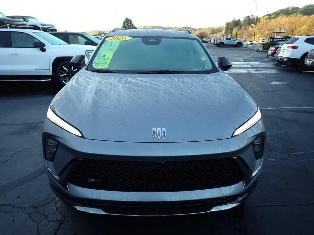 used 2025 Buick Envision car, priced at $36,490