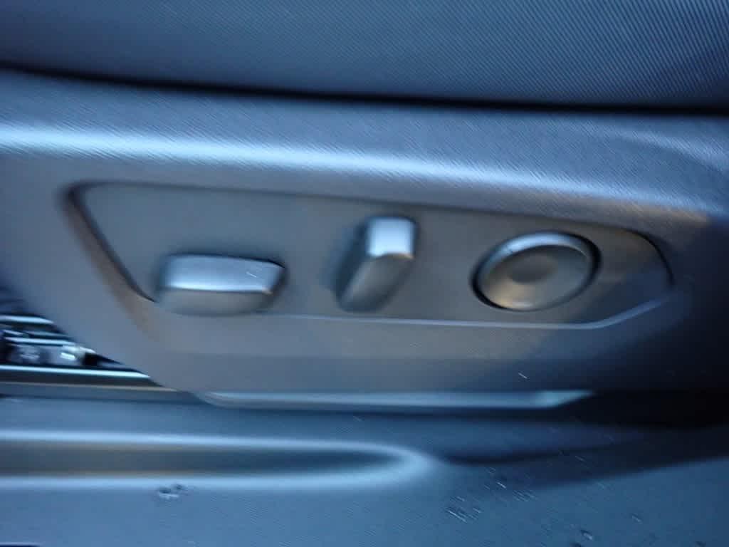 used 2025 GMC HUMMER EV SUV car, priced at $95,700