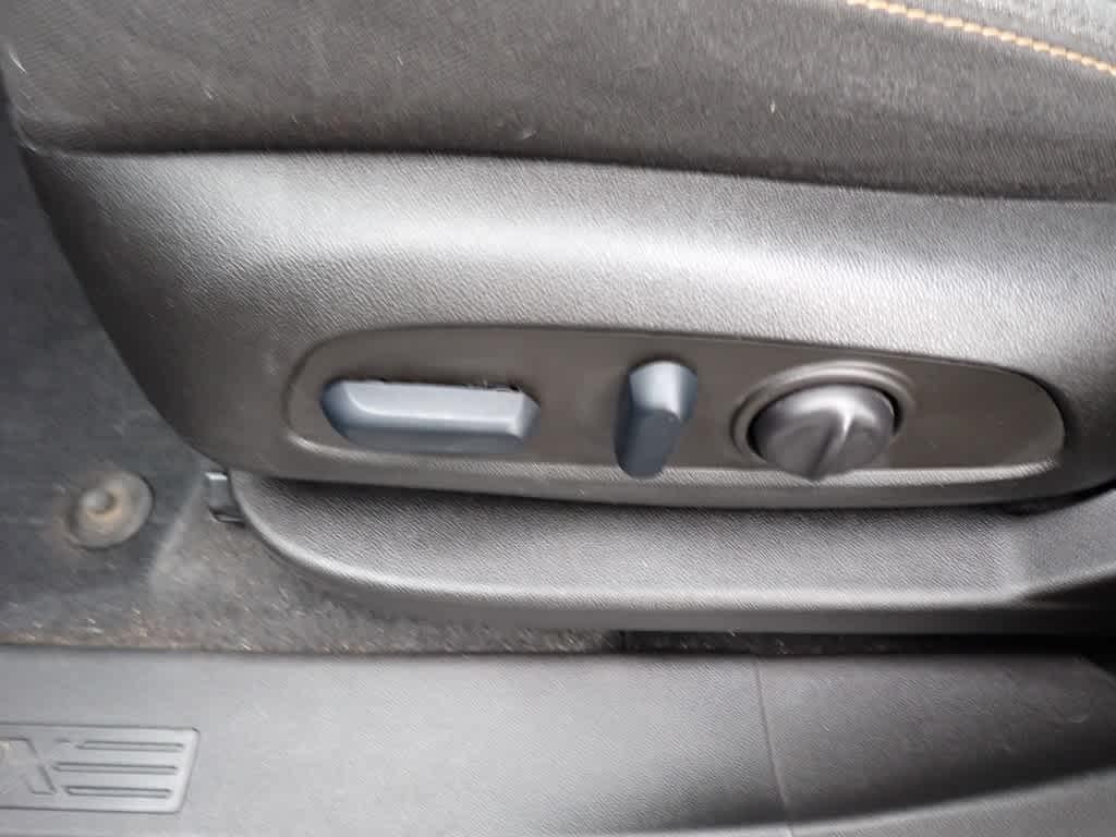 used 2022 Chevrolet Equinox car, priced at $22,775