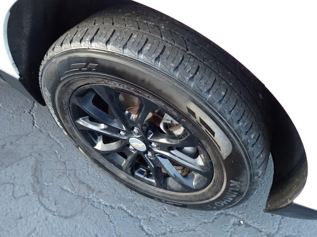 used 2020 Chevrolet Equinox car, priced at $15,775