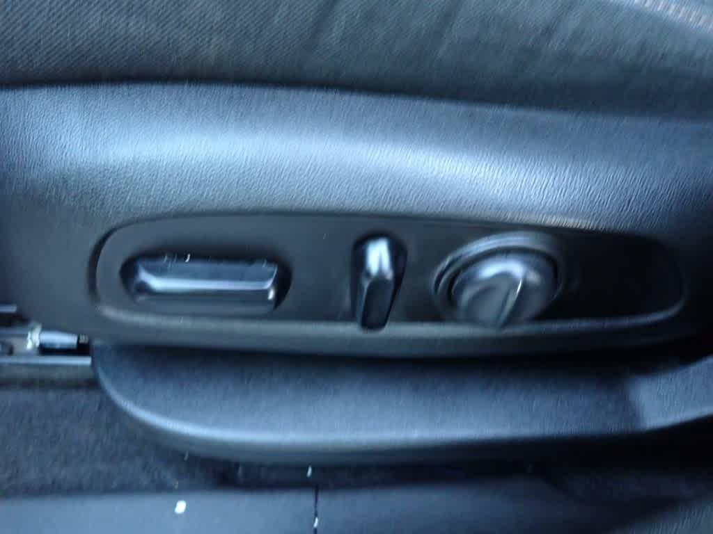 used 2020 Chevrolet Equinox car, priced at $15,775