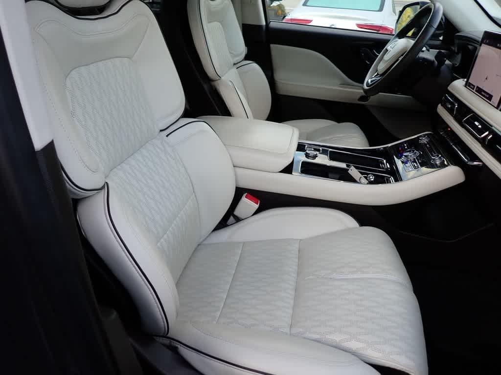 used 2023 Lincoln Aviator car, priced at $52,950