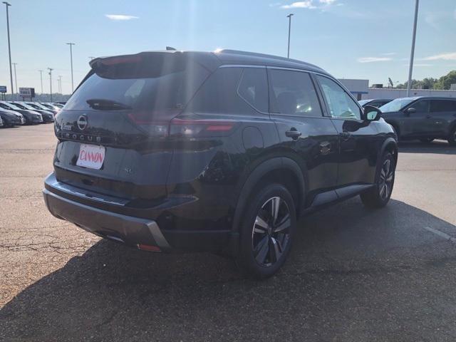 new 2024 Nissan Rogue car, priced at $39,655