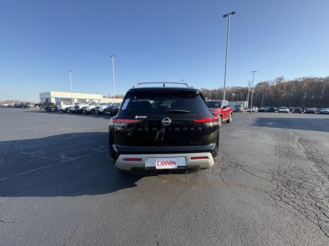 new 2025 Nissan Pathfinder car, priced at $53,350