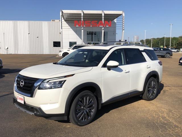 new 2024 Nissan Pathfinder car, priced at $48,645