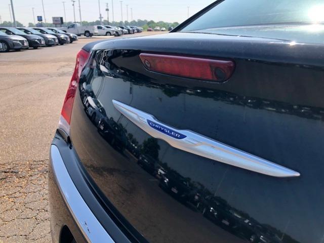 used 2019 Chrysler 300 car, priced at $19,324