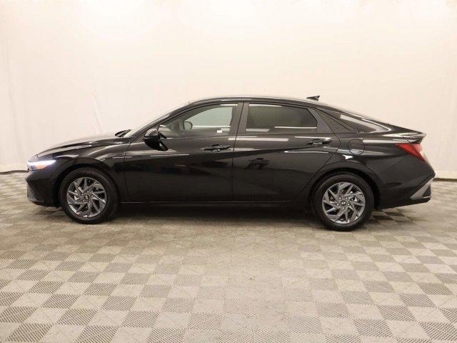 used 2024 Hyundai Elantra car