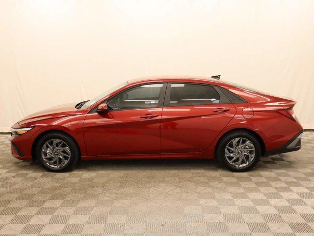 used 2024 Hyundai Elantra car