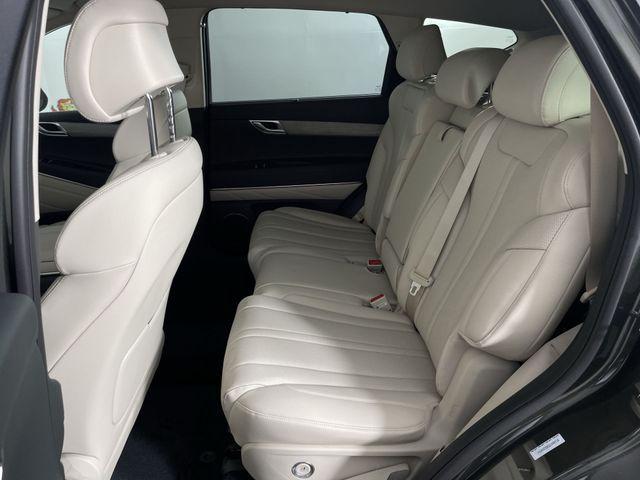 new 2025 Genesis GV80 car, priced at $61,937