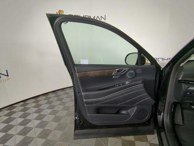 new 2025 Genesis GV80 car, priced at $65,686