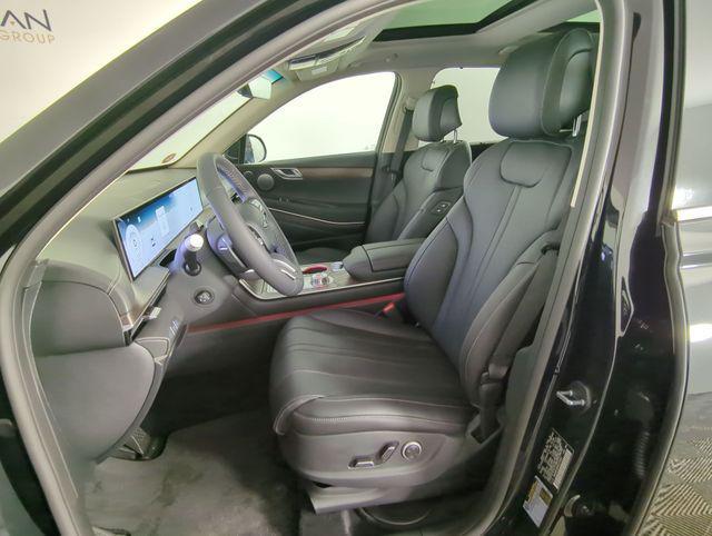 new 2025 Genesis GV80 car, priced at $65,686