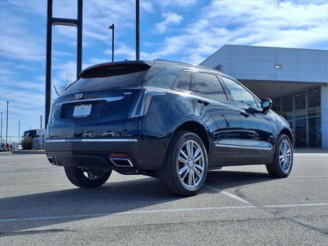 new 2025 Cadillac XT5 car, priced at $62,790