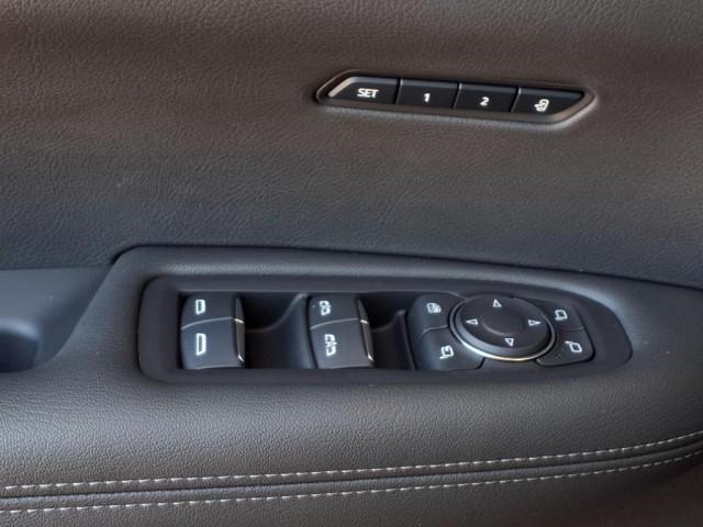 new 2025 Cadillac XT6 car, priced at $51,215