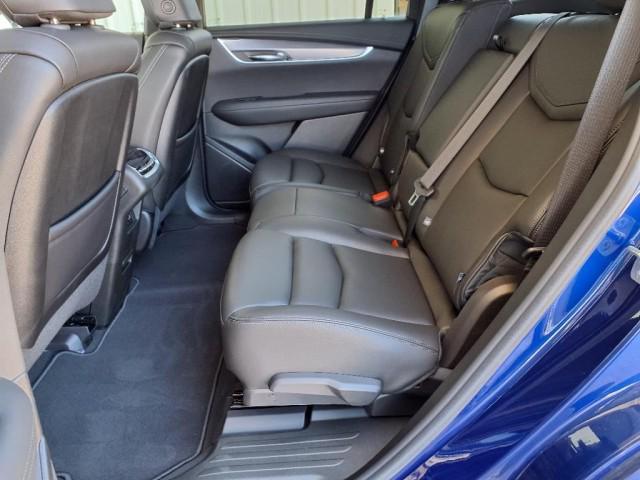 new 2025 Cadillac XT6 car, priced at $51,215