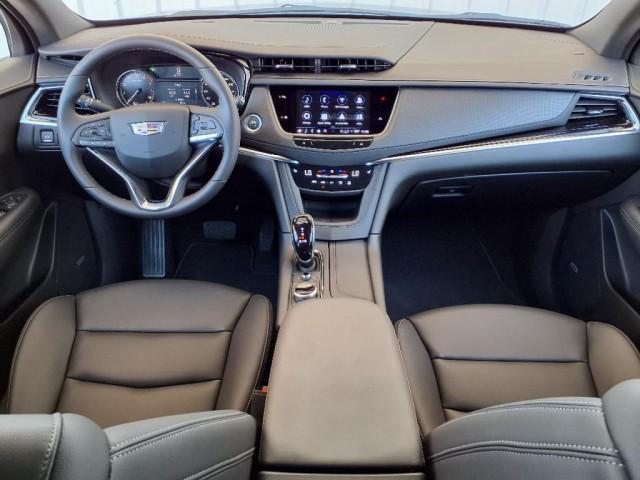 new 2025 Cadillac XT6 car, priced at $51,215