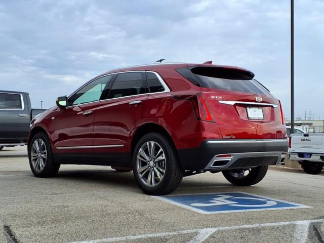 new 2025 Cadillac XT5 car, priced at $59,440