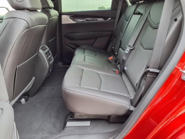 new 2025 Cadillac XT5 car, priced at $59,440