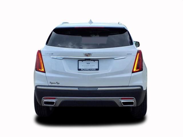 new 2025 Cadillac XT5 car, priced at $58,990