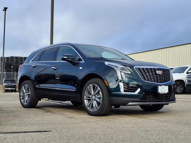 new 2025 Cadillac XT5 car, priced at $60,285