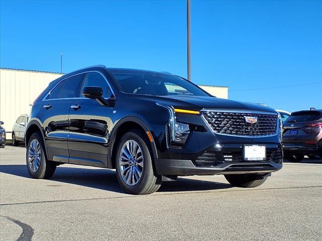 new 2025 Cadillac XT4 car, priced at $49,136