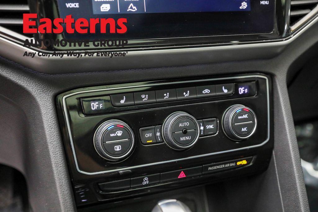 used 2021 Volkswagen Atlas Cross Sport car, priced at $25,690