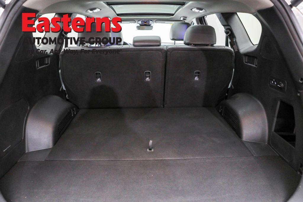 used 2022 Hyundai Santa Fe car, priced at $24,590