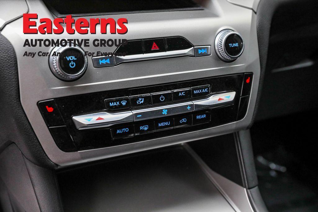 used 2022 Ford Explorer car, priced at $29,950