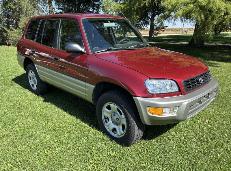 used 2000 Toyota RAV4 car, priced at $7,500