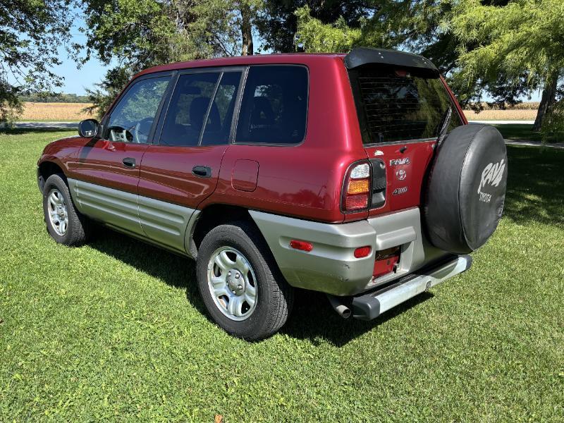 used 2000 Toyota RAV4 car, priced at $7,500