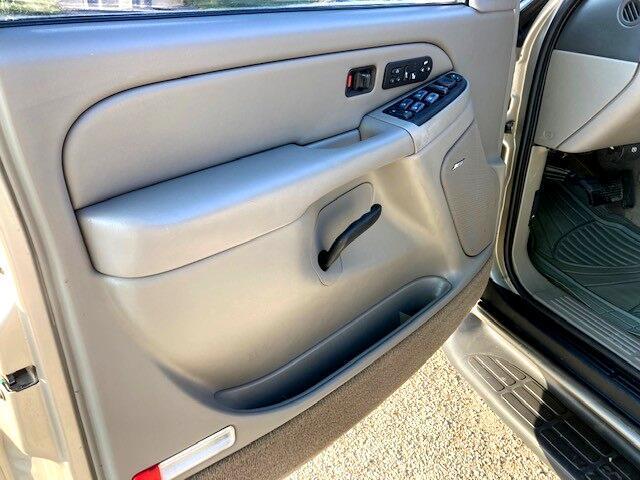 used 2004 GMC Yukon XL car, priced at $3,500