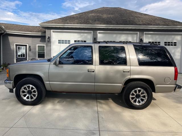 used 1998 GMC Yukon car, priced at $10,900