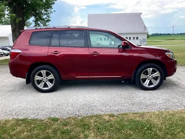 used 2008 Toyota Highlander car, priced at $10,900