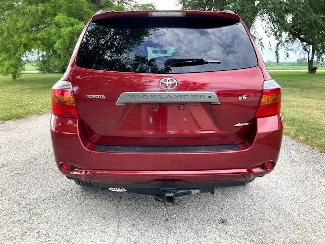 used 2008 Toyota Highlander car, priced at $10,900