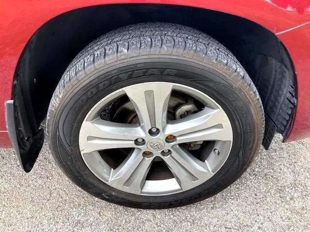 used 2008 Toyota Highlander car, priced at $10,900
