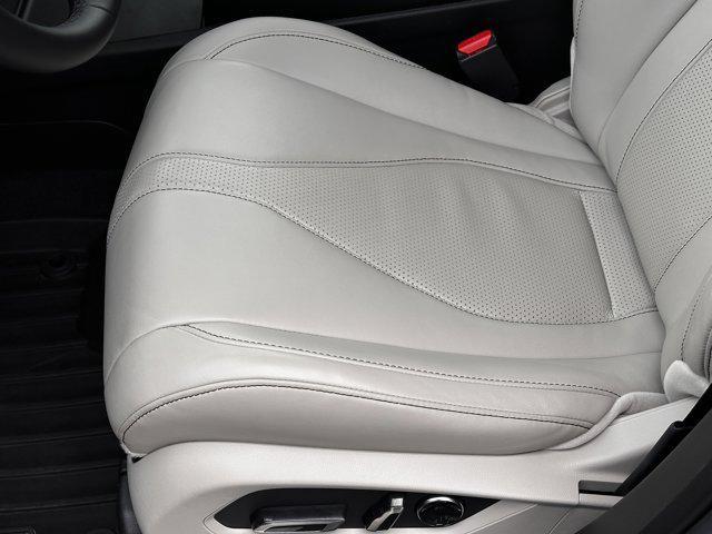 used 2025 Acura RDX car, priced at $47,900