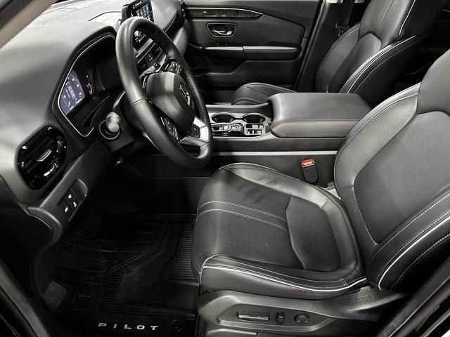 used 2025 Honda Pilot car, priced at $49,500