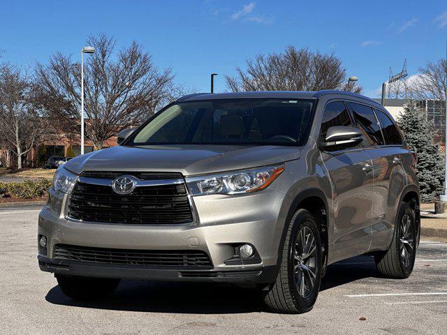 used 2016 Toyota Highlander car, priced at $20,485