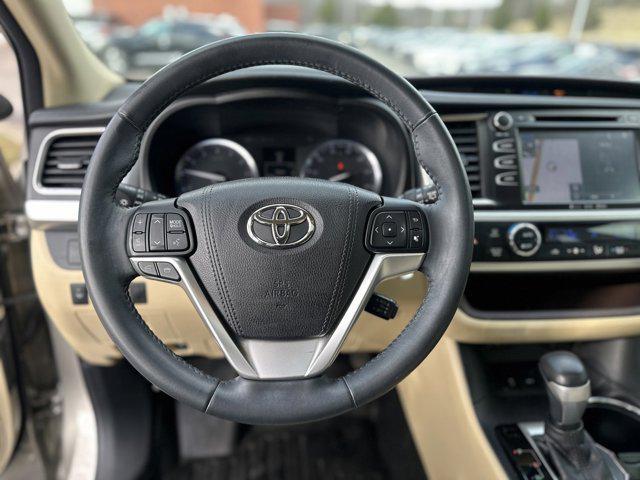 used 2016 Toyota Highlander car, priced at $20,485