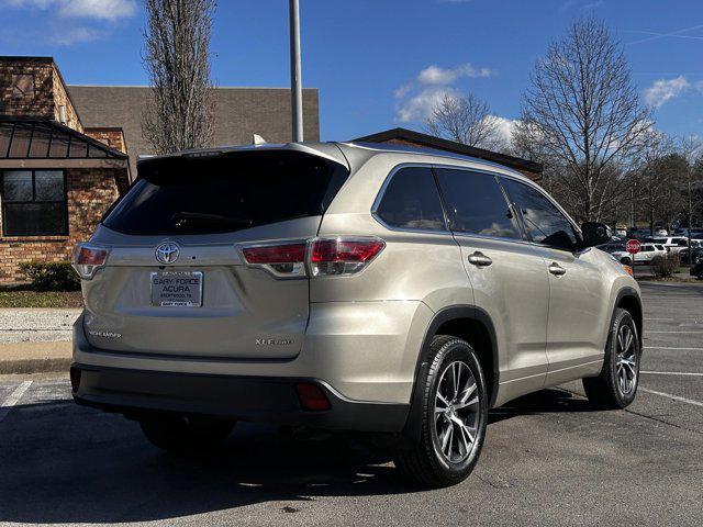 used 2016 Toyota Highlander car, priced at $20,485